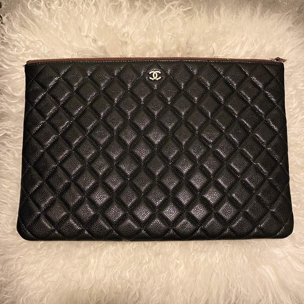 ❌SOLD❌ CHANEL Large O Case Pouch